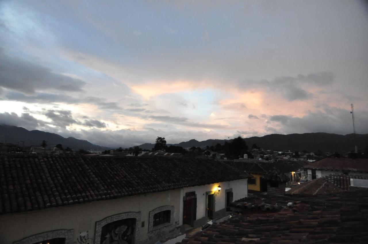Hotel Dugelay San Cristobal de las Casas Exterior photo